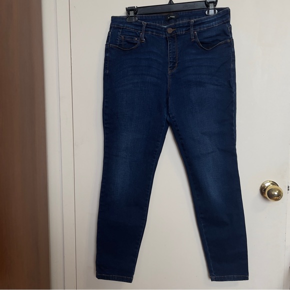 R jeans, size 32 petite - Picture 2 of 6